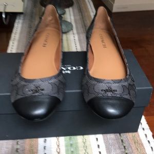 Coach flats